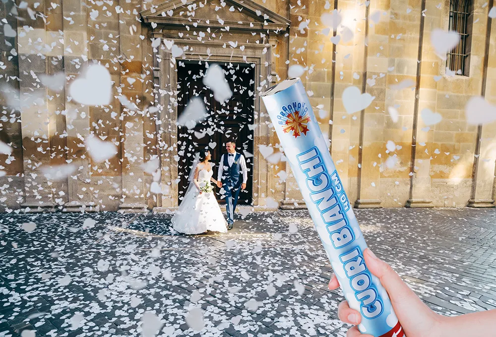 lancia-coriandoli-cuori-bianchi